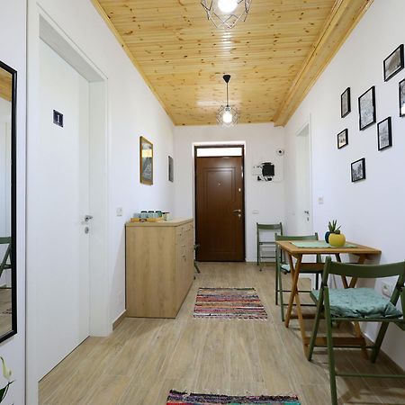 Hotel Vila Vreko B&B เบราท ภายนอก รูปภาพ
